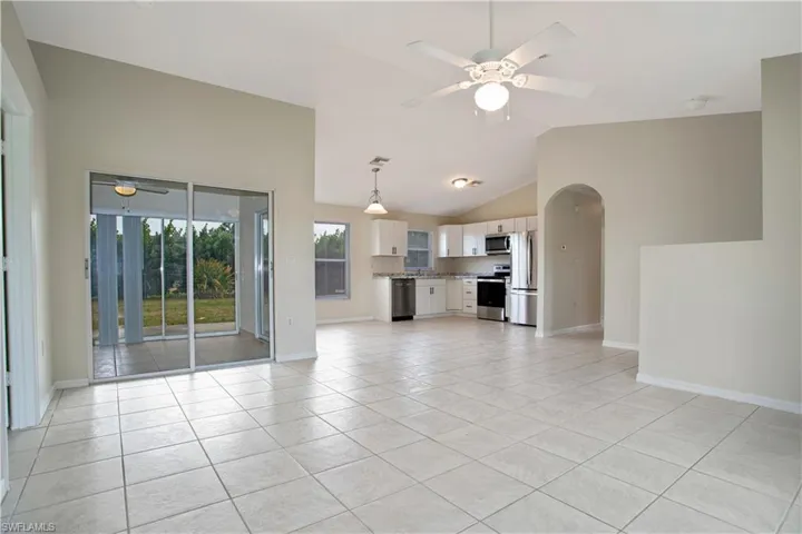 1020 Se 26th Ter, Cape Coral, Florida 33904