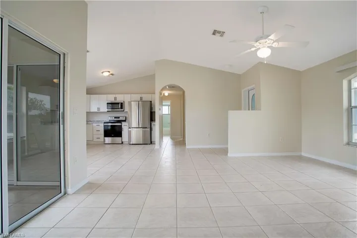 1020 Se 26th Ter, Cape Coral, Florida 33904