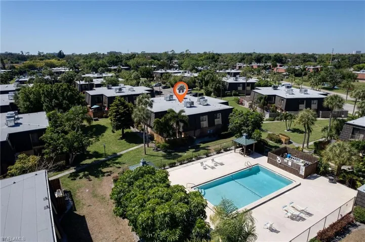 4039 Sandlewood Ln 4, Fort Myers, Florida 33907