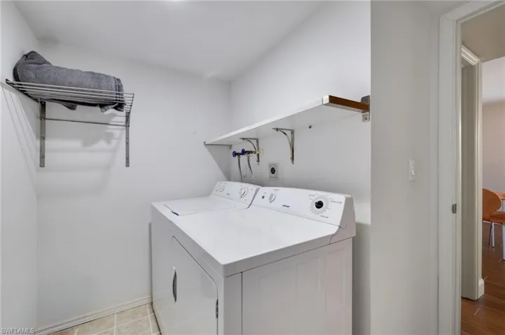 4039 Sandlewood Ln 4, Fort Myers, Florida 33907