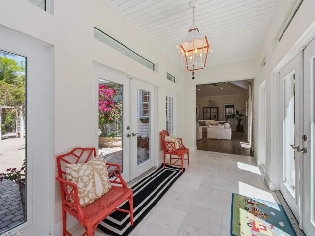 Hallway connecting family room/kitchen to bonus room