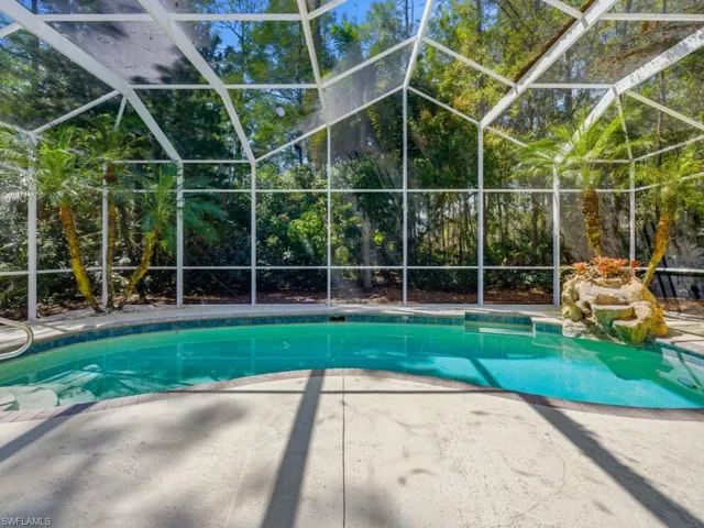 Guest house pool