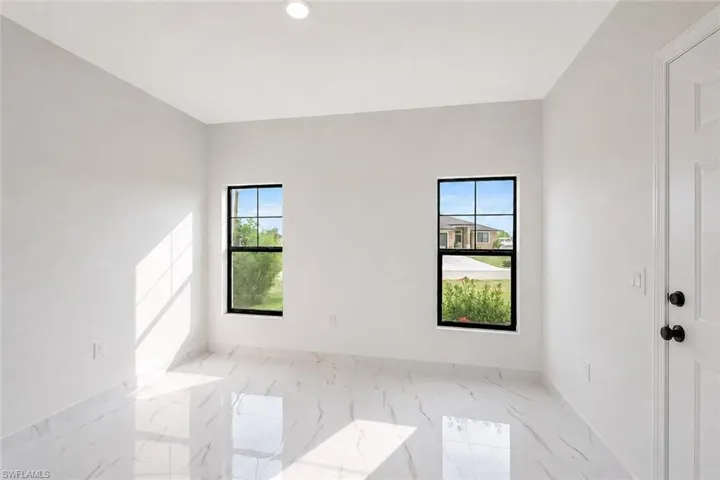 3505 44th Pl, Cape Coral, Florida 33993