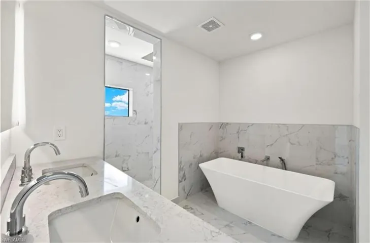 3505 44th Pl, Cape Coral, Florida 33993