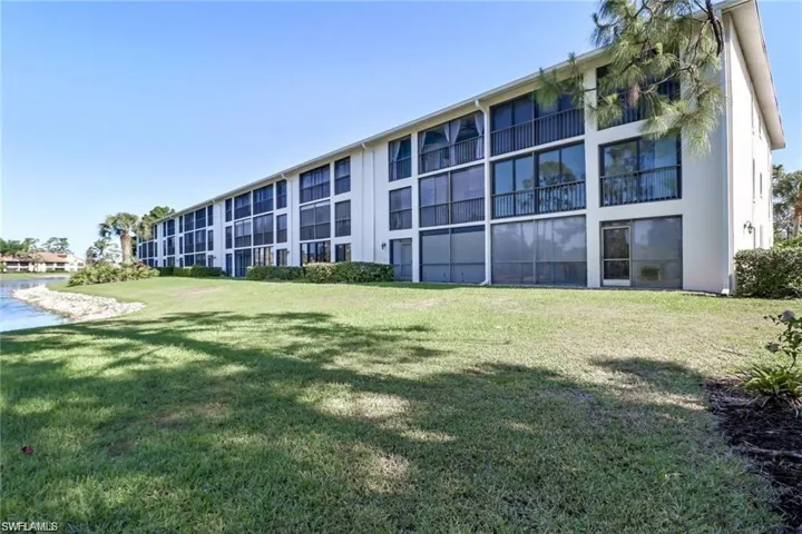 440 Fox Haven Dr 2101, Naples, Florida 34104