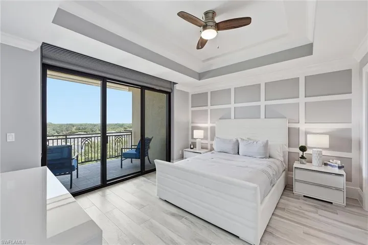 9115 Strada Pl 5511, Naples, Florida 34108