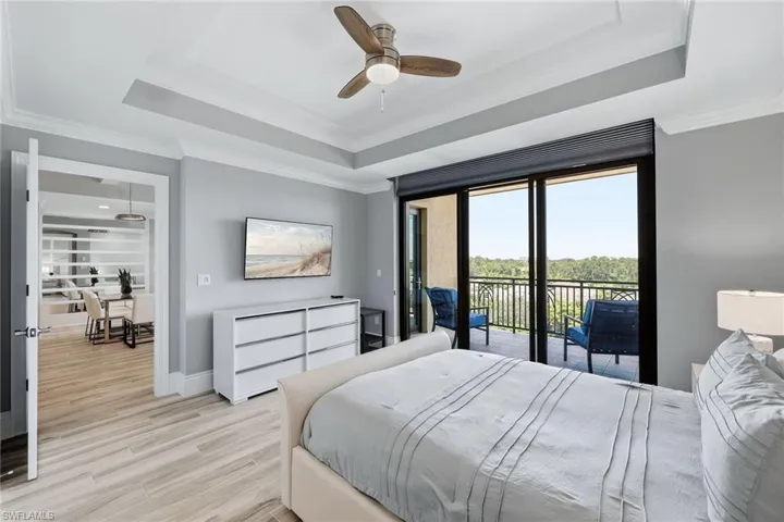 9115 Strada Pl 5511, Naples, Florida 34108