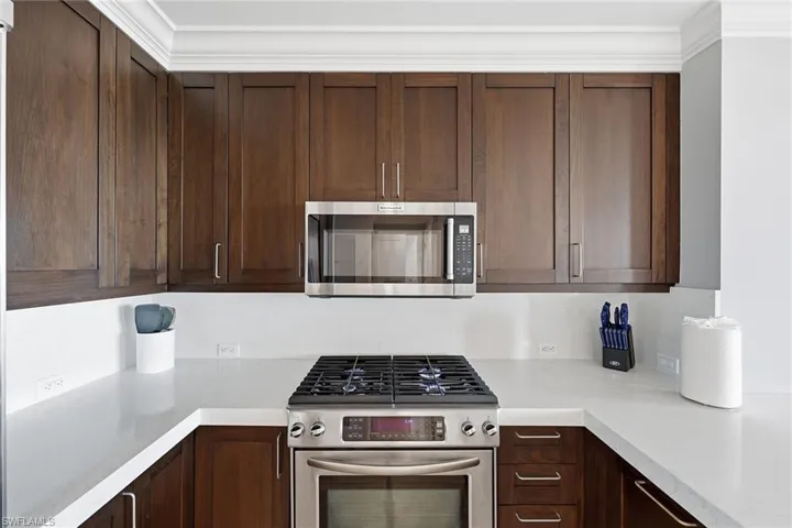 9115 Strada Pl 5511, Naples, Florida 34108