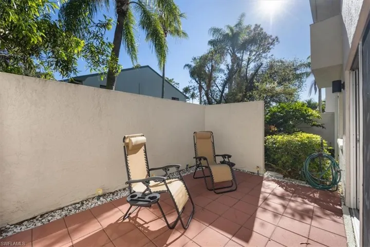 3036  Kings Lake  BLVD, Naples, FL 34112