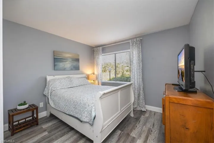 3036  Kings Lake  BLVD, Naples, FL 34112