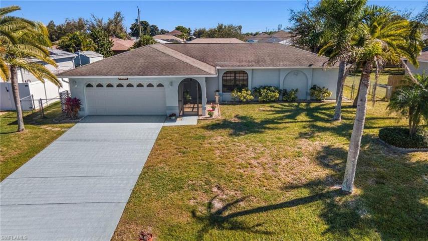 2411 Academy BLVD, CAPE CORAL FL 33990