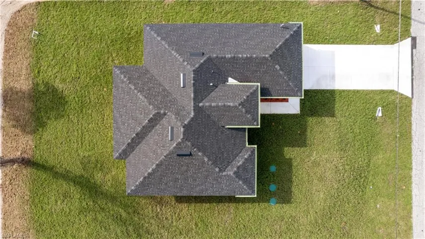 Aerial view of property and surrounding area