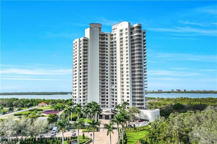 Tavira offers prestigious state of-the-art amenities. Do not miss the accompanying video to learn more about this fabulous home!