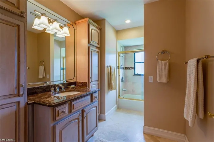 630  95th N AVE, Naples, FL 34108