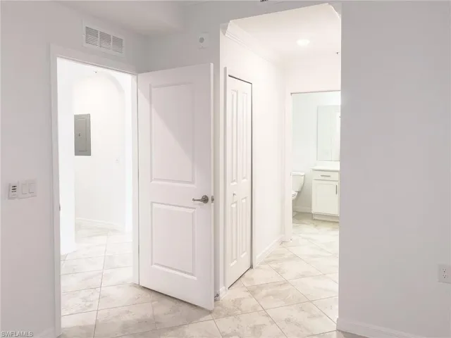 Primary Hall to bathroom