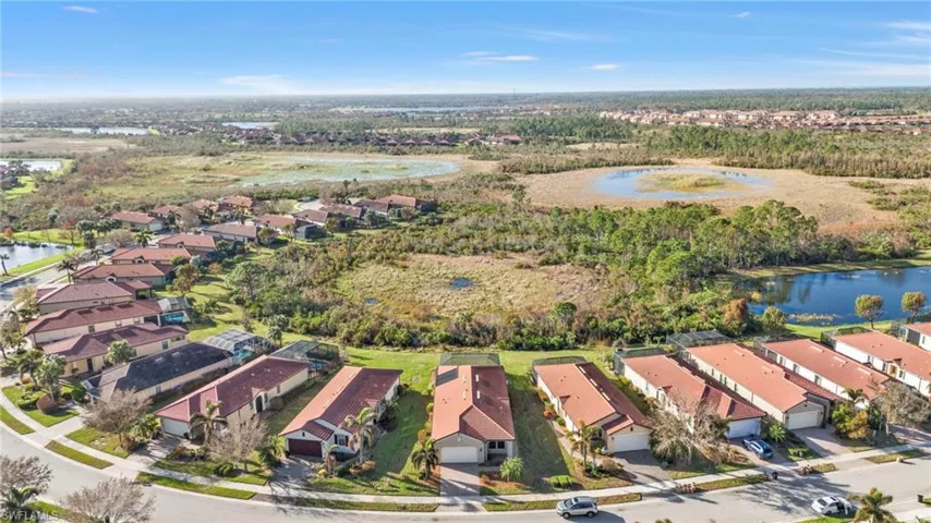 10485  Crooked Creek  DR, Venice, FL 34293