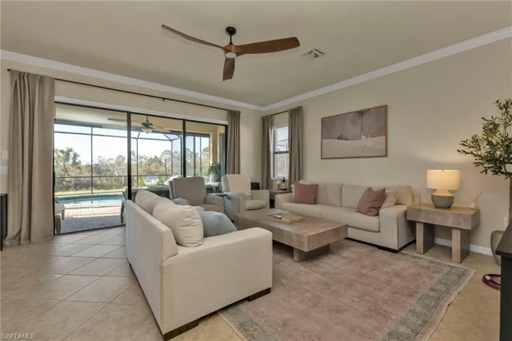 10485  Crooked Creek  DR, Venice, FL 34293