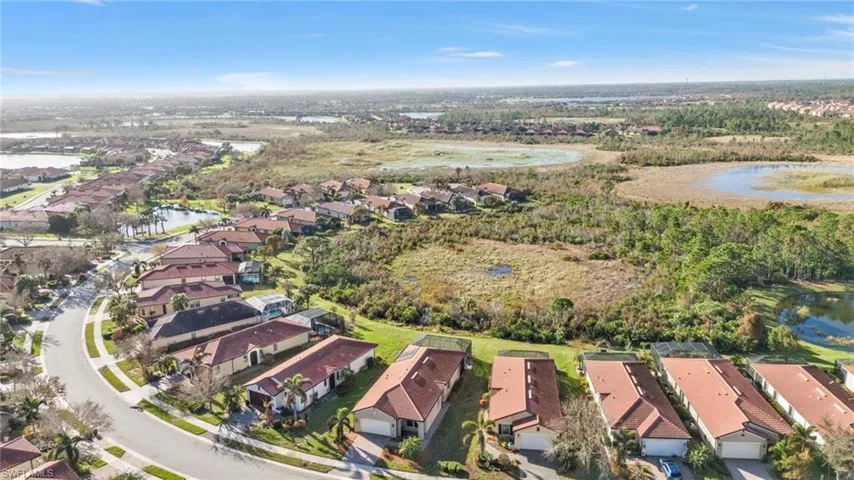 10485  Crooked Creek  DR, Venice, FL 34293