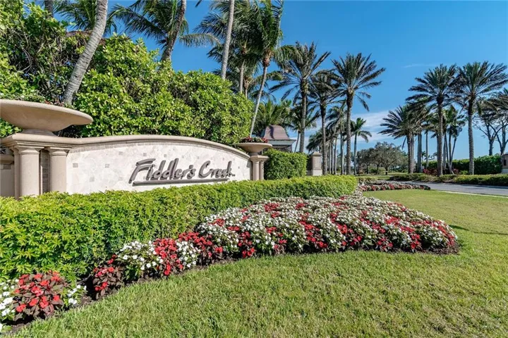 3955  Deer Crossing  CT, Naples, FL 34114