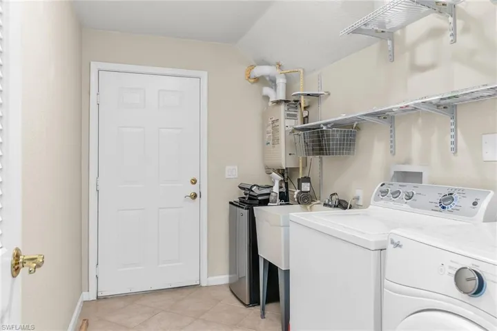 3955  Deer Crossing  CT, Naples, FL 34114