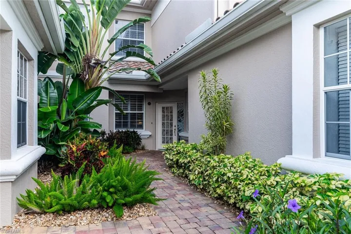 3955  Deer Crossing  CT, Naples, FL 34114