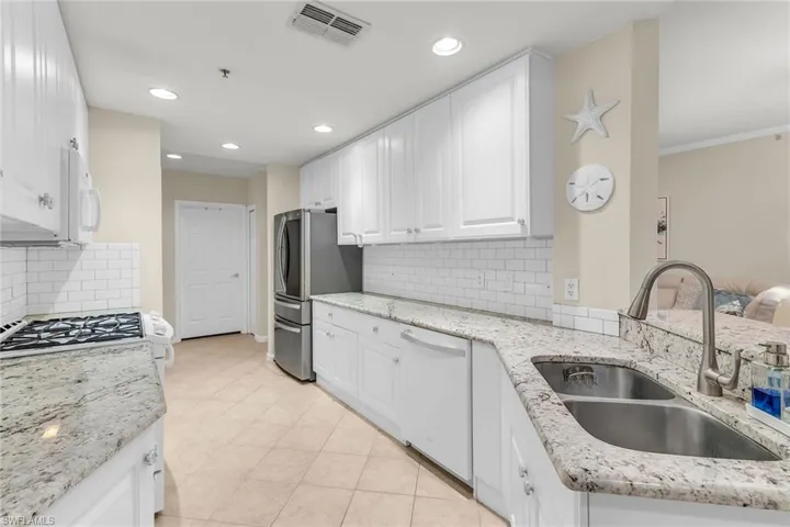 3955  Deer Crossing  CT, Naples, FL 34114