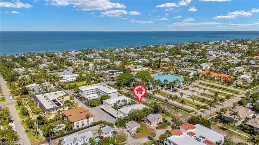 360 10th Ave S B100, Naples, Florida 34102