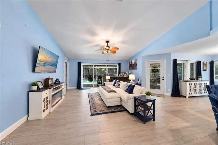 2633 32nd St, Cape Coral, Florida 33914