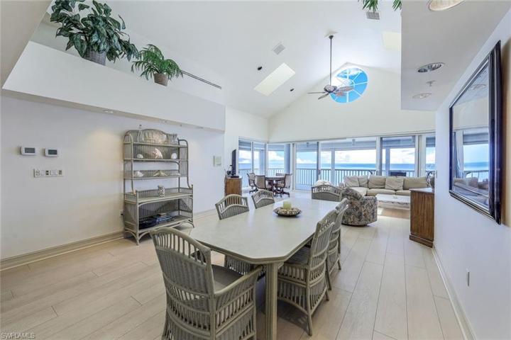 Dining/Living Area