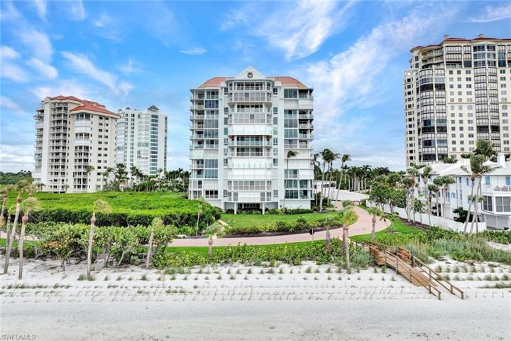 Beach House ~ Just Steps to the Sand!