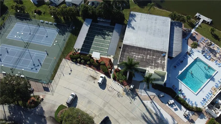 View of bird's eye view of amenity center