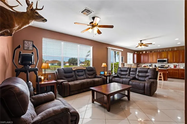18290  Pine Nut  CT, Lehigh Acres, FL 33972