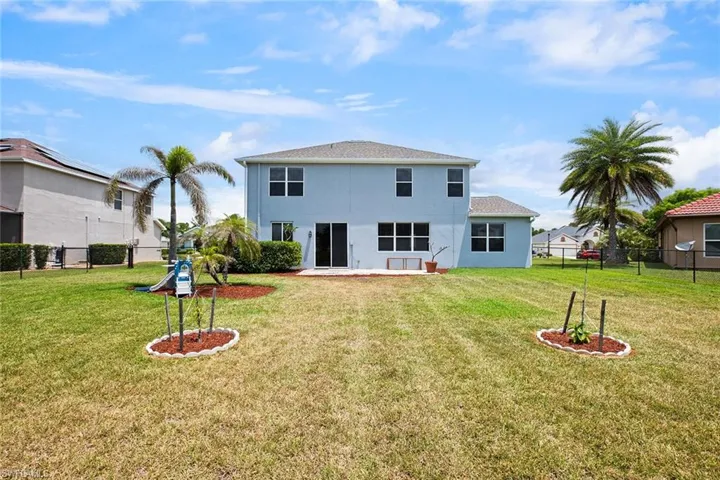 18290  Pine Nut  CT, Lehigh Acres, FL 33972