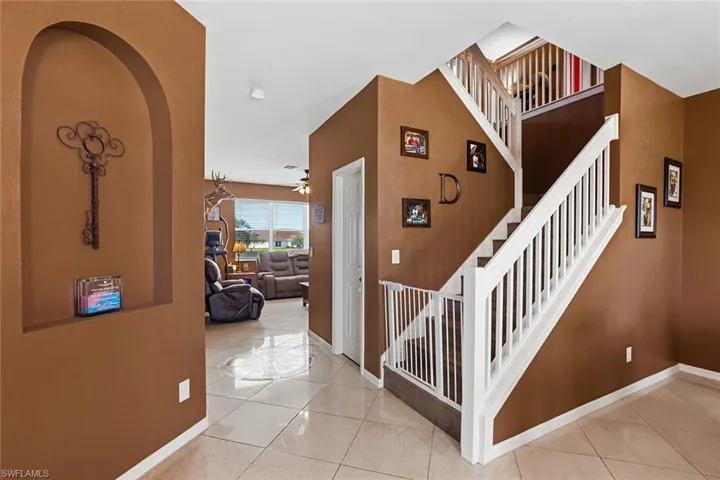 Dining area to family room