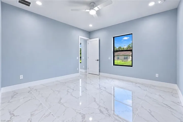 1054 Barnett St E, Lehigh Acres, Florida 33974