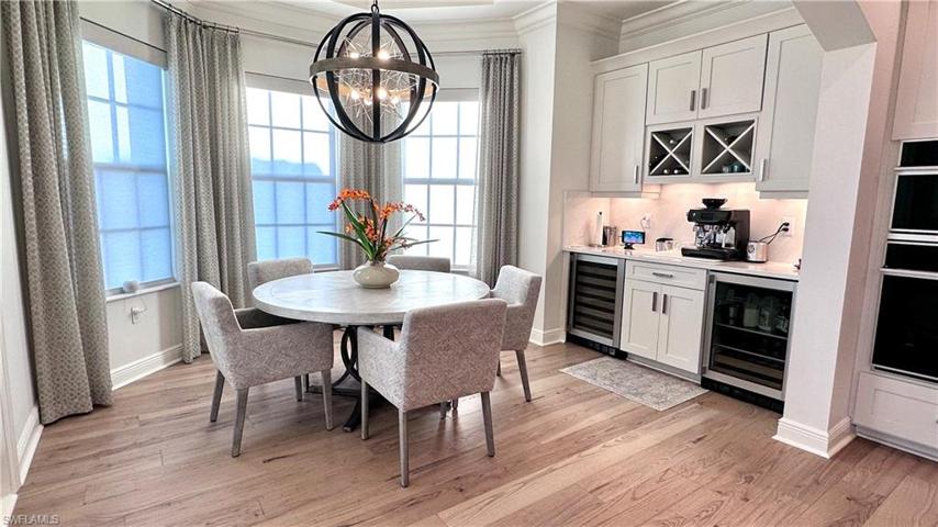 16355 Viansa WAY # 302, NAPLES FL 34110