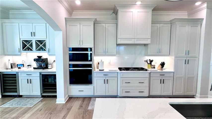 16355 Viansa WAY # 302, NAPLES FL 34110