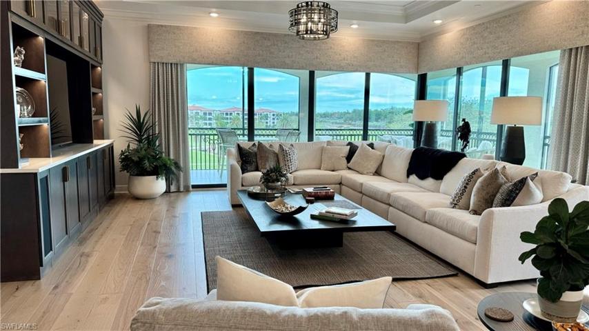 16355 Viansa WAY # 302, NAPLES FL 34110