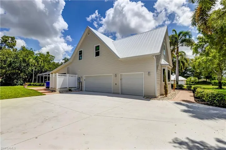 13660 Hickory Run Ln, Fort Myers, Florida 33912