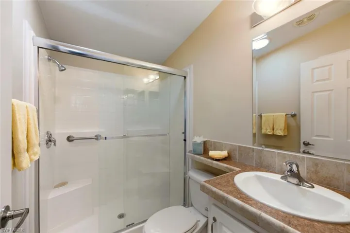 1055 Diamond Lake Cir, Naples, Florida 34114