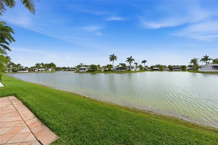 1055 Diamond Lake Cir, Naples, Florida 34114