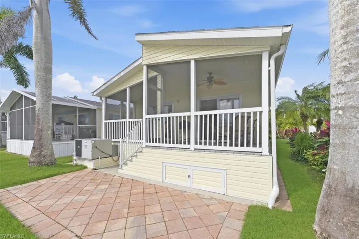 1055 Diamond Lake Cir, Naples, Florida 34114