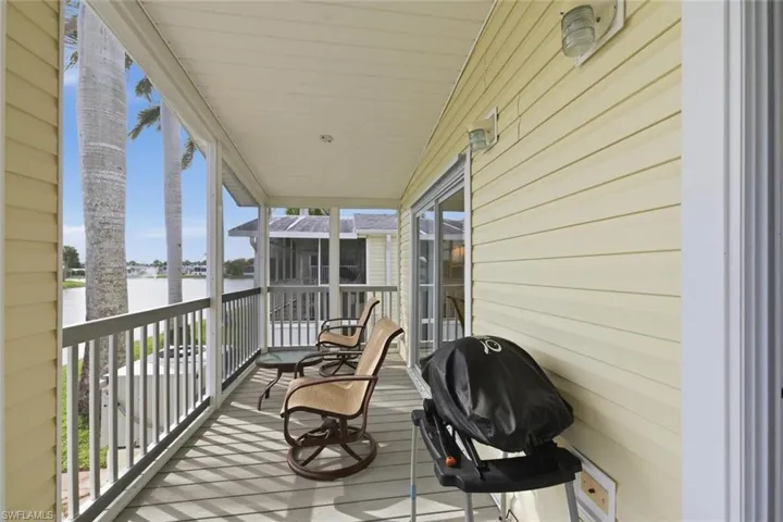 1055 Diamond Lake Cir, Naples, Florida 34114