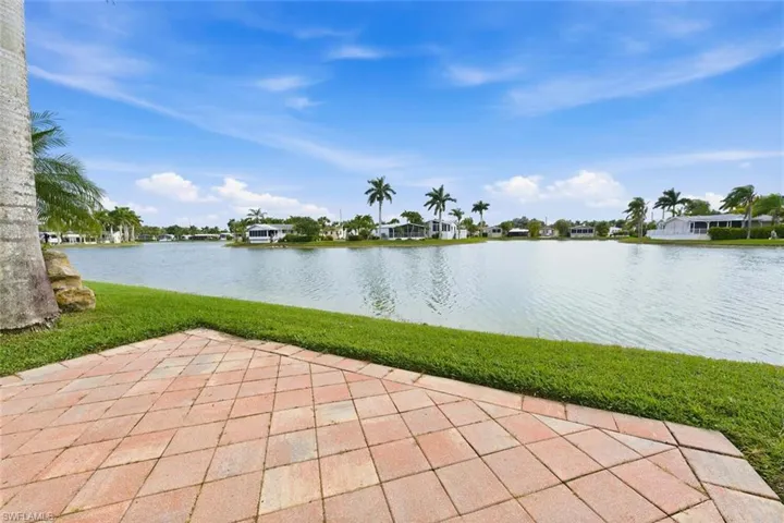 1055 Diamond Lake Cir, Naples, Florida 34114