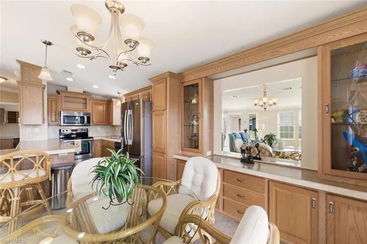 1055 Diamond Lake Cir, Naples, Florida 34114