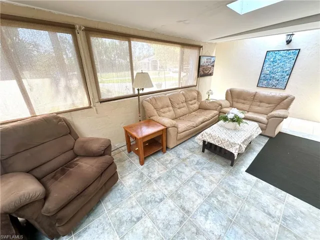 10090 Sunshine DR, BONITA SPRINGS FL 34135