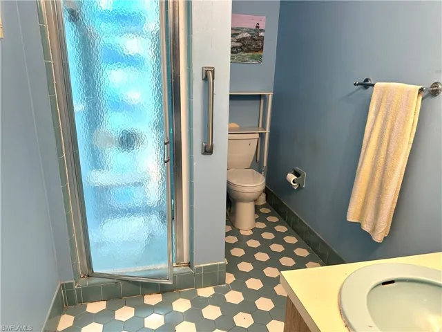 10090 Sunshine DR, BONITA SPRINGS FL 34135