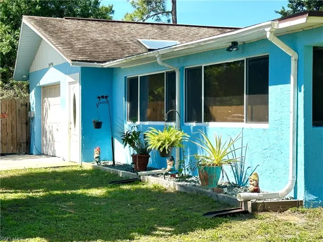 10090 Sunshine DR, BONITA SPRINGS FL 34135