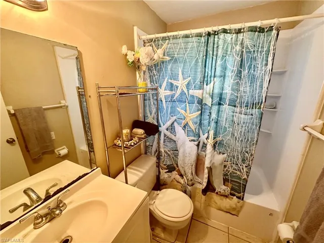 10090 Sunshine DR, BONITA SPRINGS FL 34135