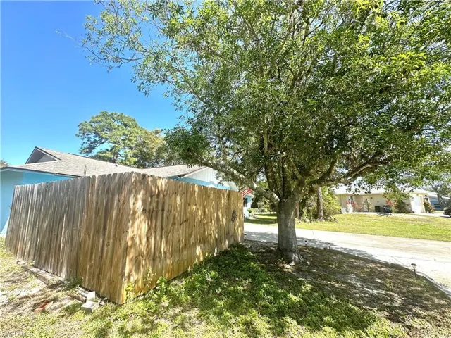 Fence around private pool